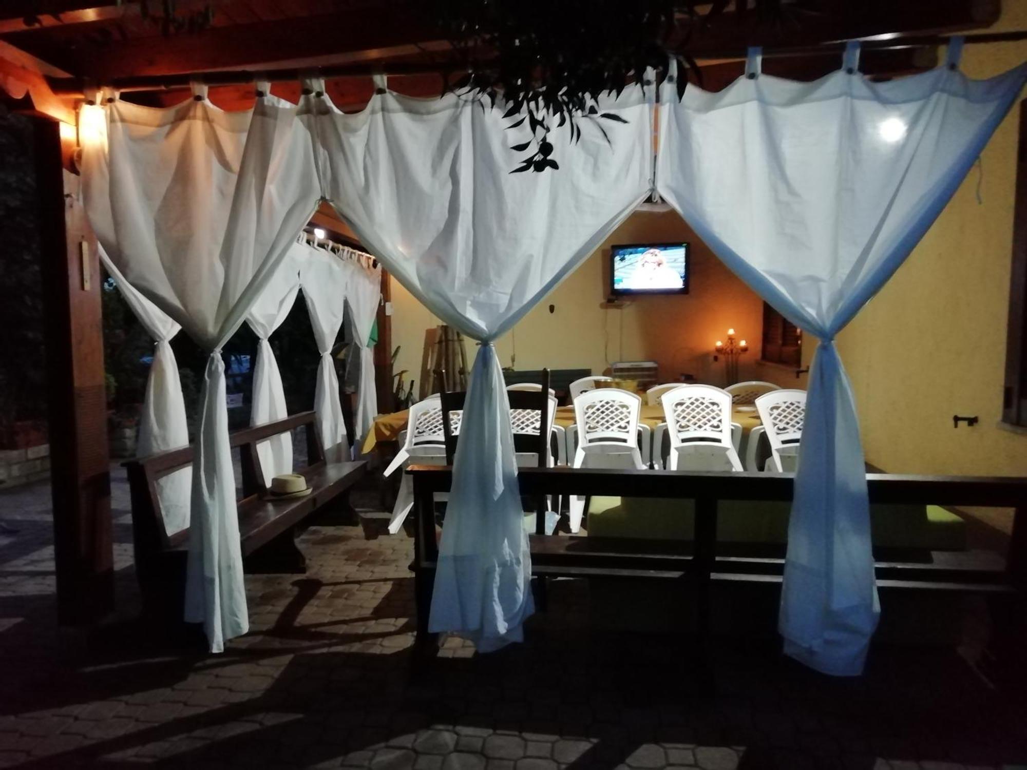 Alloggio Per Uso Turistico Sant'Andrea 라리아노 외부 사진